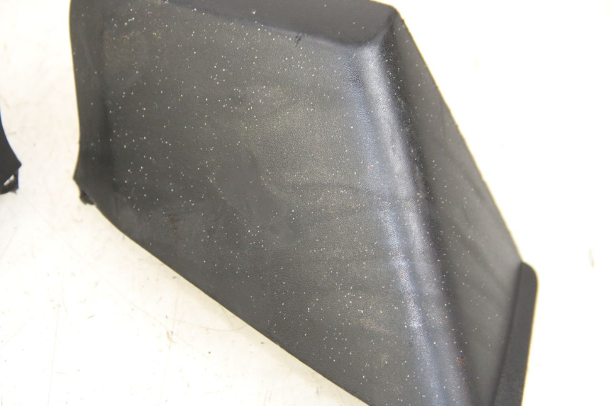 photo de VERKLEIDUNG VORNE MITTE MBK SKYCRUISER 125 (2006 - 2009) - Gesamtansicht des Produkts