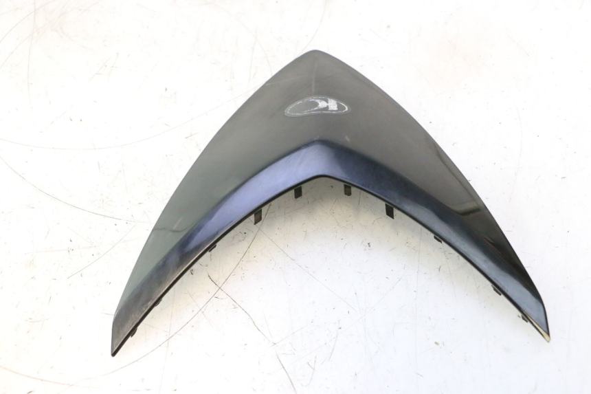 photo de VERKLEIDUNG VORNE MITTE KYMCO SUPER 8 2T 50 (2007 - 2013) - Zoom auf Gebrauchszustand