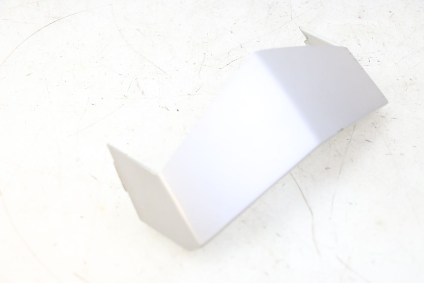 photo de VERKLEIDUNGSVERBINDUNG VORNE OBEN PEUGEOT VIVACITY NEW 4T 50 (2008 - 2017) - Technische Nahaufnahme