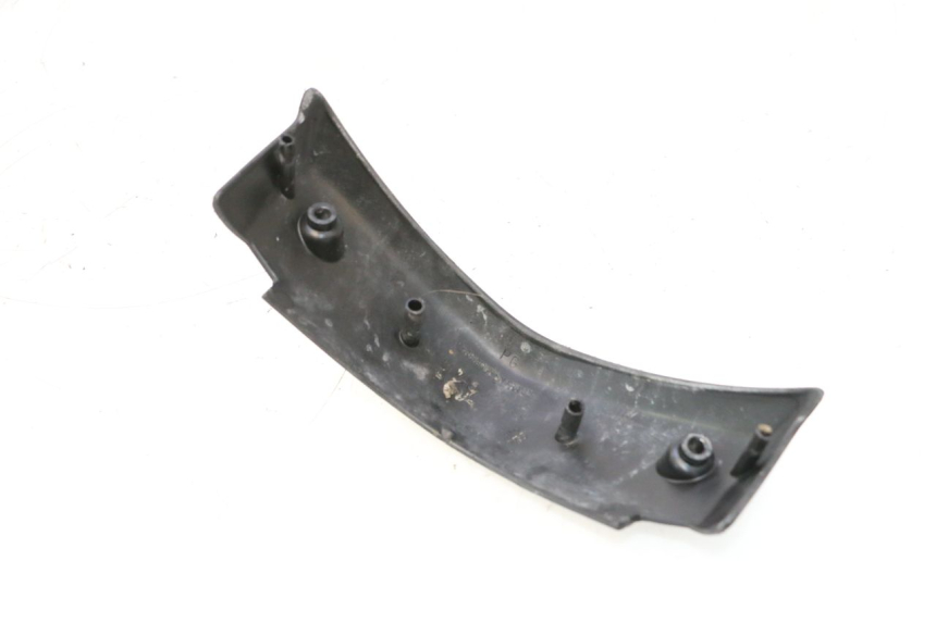 photo de VORDERE VERKLEIDUNGSVERBINDUNG PEUGEOT TREKKER 50 (1995 - 2004) - Detailansicht des Bauteils