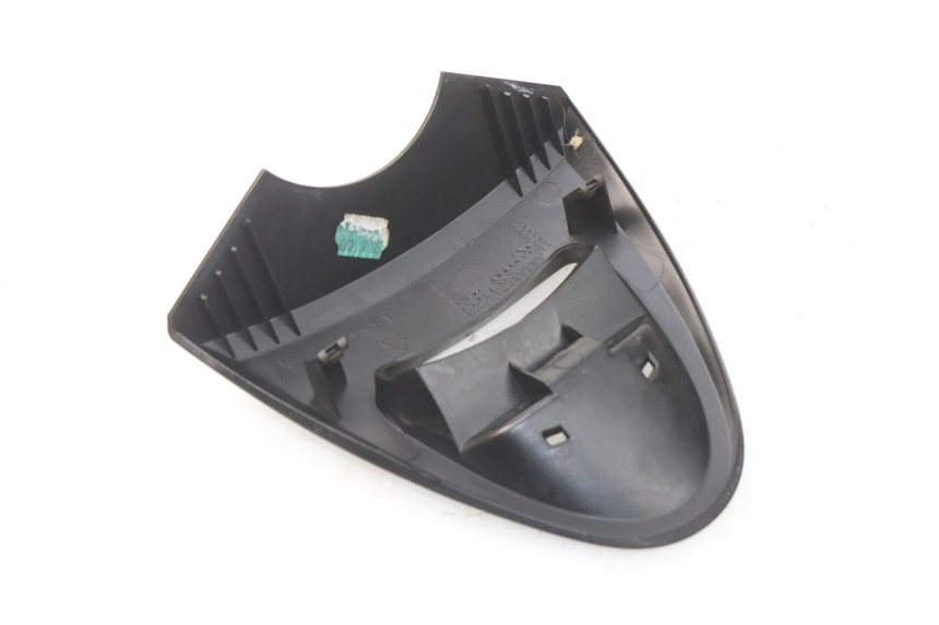 photo de FRONTVERKLEIDUNG MITTE YAMAHA YP MAJESTY 125 (1998 - 2001) - Zoom auf Gebrauchszustand