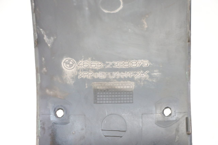 photo de TRITTSTUFENVERBINDUNG BMW C1 125 (2000 - 2003) - Detailansicht des Bauteils