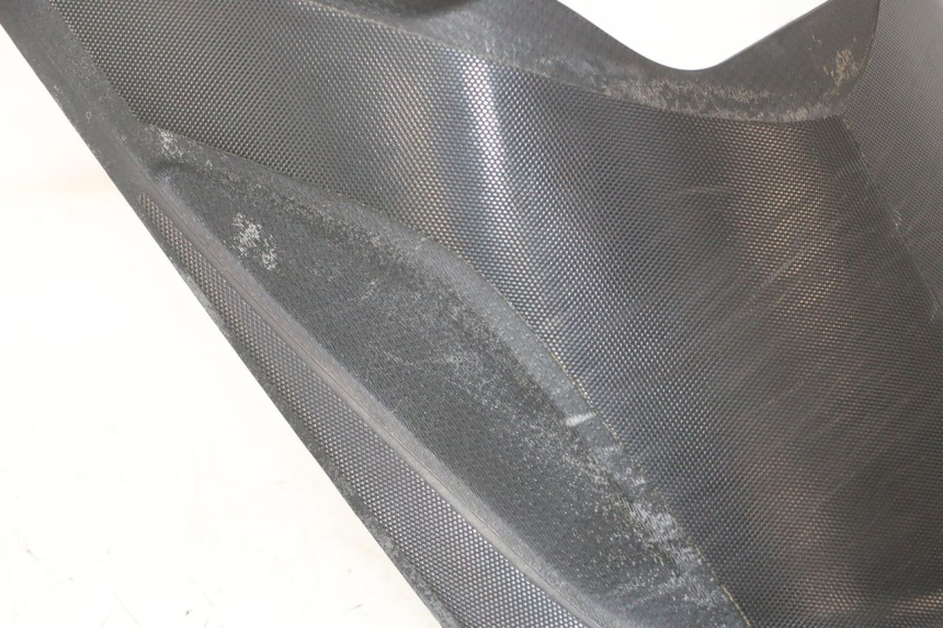 photo de TRITTBRETT VERKLEIDUNG MITTE BMW C SPORT 650 (2015 - 2021) - Zoom auf Komponenten
