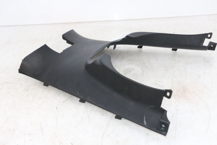 photo de TRITTBRETT VERKLEIDUNG MITTE KYMCO DINK STREET ABS 125 (2011 - 2018) - Alternative Perspektive