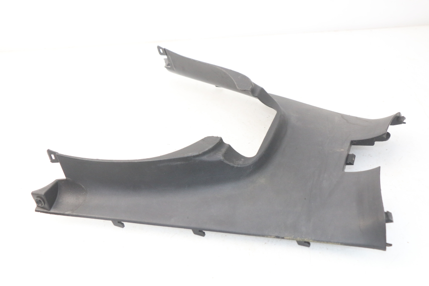 photo de TRITTBRETT VERKLEIDUNG MITTE KYMCO DINK STREET 125 (2009 - 2014) - Hauptansicht