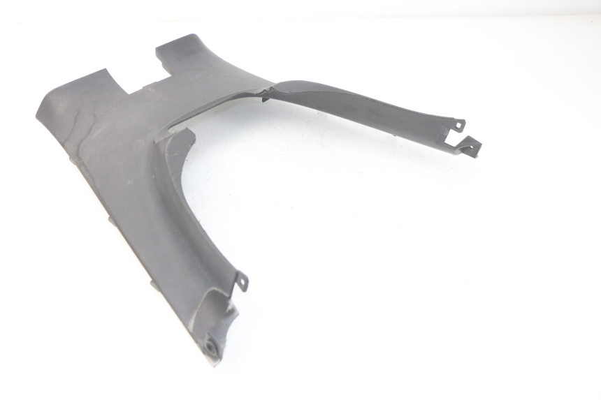 photo de TRITTBRETT VERKLEIDUNG MITTE KYMCO DINK STREET 125 (2009 - 2014) - Zoom auf Gebrauchszustand