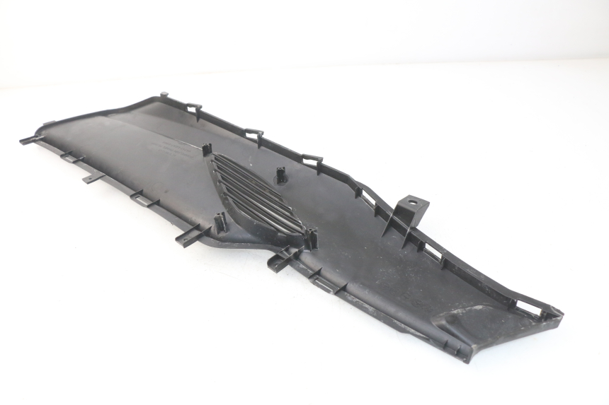 photo de TRITTBRETT VERKLEIDUNG MITTE RECHTS KYMCO DINK STREET 125 (2009 - 2014) - Technische Nahaufnahme