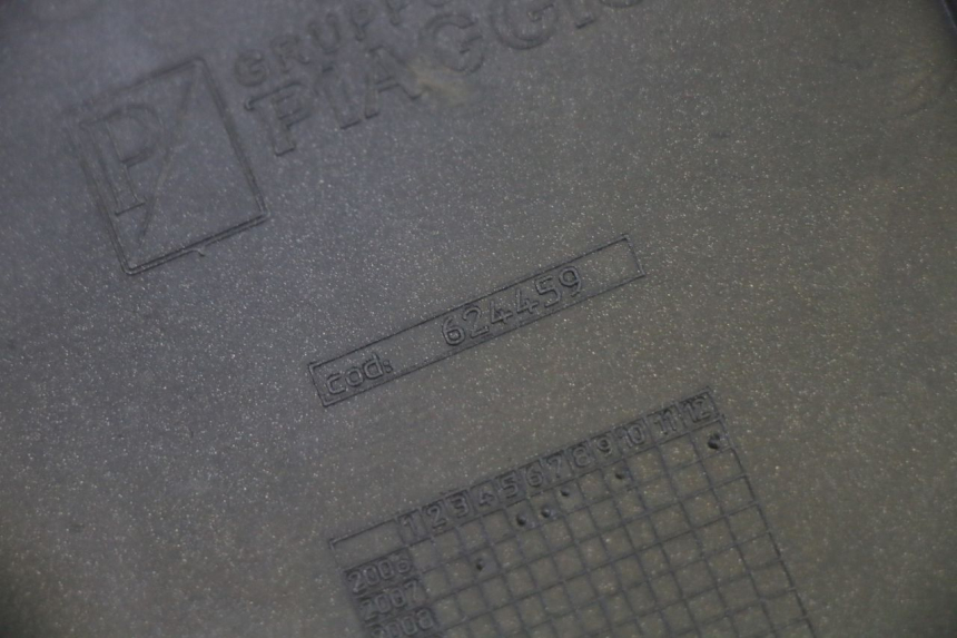 photo de RECHTER FUßRASTENVERBINDUNG PIAGGIO MP3 125 (2006 - 2014) - Technische Nahaufnahme