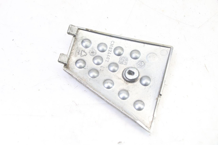 photo de TRITTBRETT VERKLEIDUNG MITTE RECHTS PIAGGIO X8 125 (2004 - 2007) - Alternative Perspektive