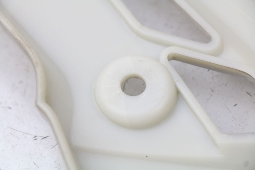 photo de TRITTBRETT VERKLEIDUNG MITTE RECHTS RAZZO STEED 125 (2012 - 2018) - Alternative Perspektive