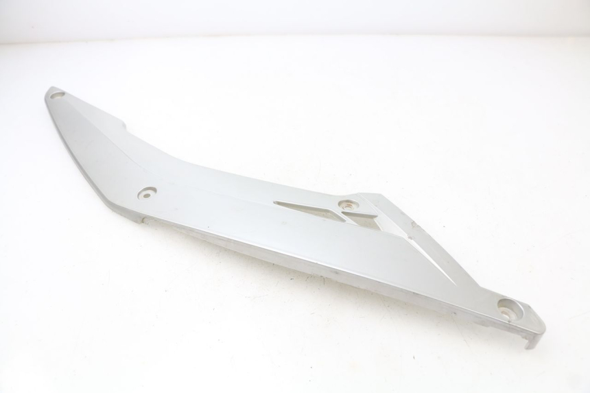 photo de TRITTBRETT VERKLEIDUNG MITTE RECHTS RAZZO STEED 125 (2012 - 2018) - Geprüftes Gebrauchtteil