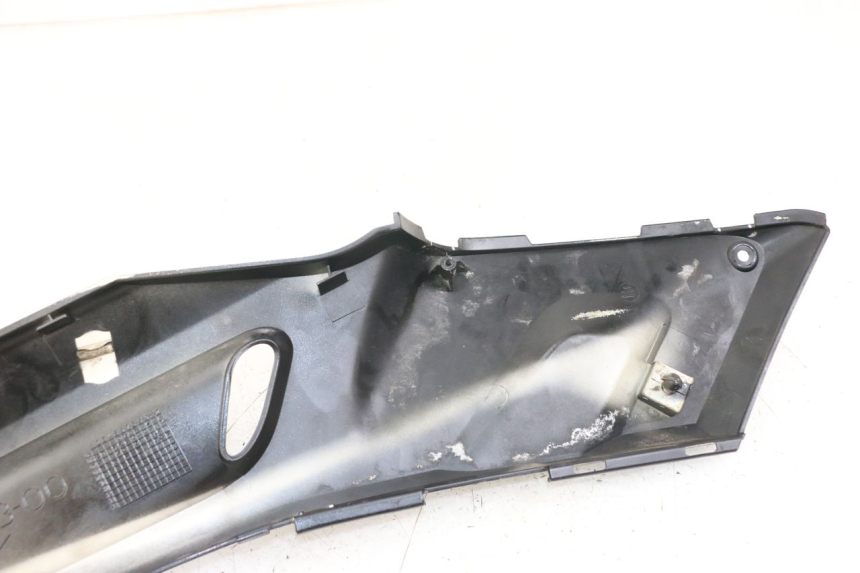 photo de RECHTER FUßRASTENVERBINDUNG YAMAHA X-MAX XMAX 250 (2006 - 2009) - Zoom auf Gebrauchszustand