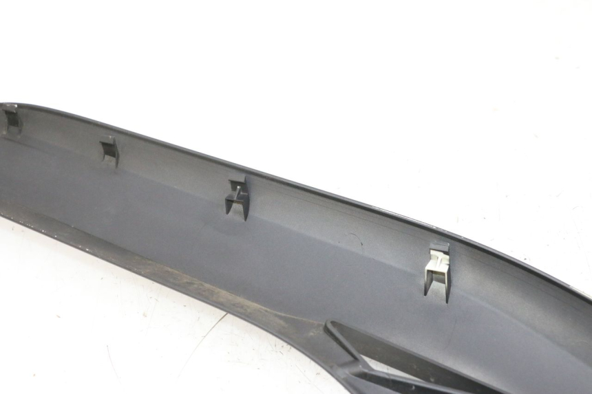 photo de RECHTER FUßRASTENVERBINDUNG YAMAHA X-MAX XMAX 125 (2010 - 2013) - Alternative Perspektive