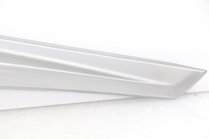 photo de RECHTER FUßRASTENVERBINDUNG TGB X-MOTION XMOTION 125 (2008 - 2014) - Details der Befestigungspunkte