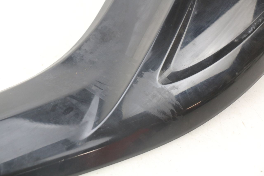 photo de TRITTBRETT VERKLEIDUNG MITTE RECHTS YAMAHA XP T-MAX TMAX ABS 530 (2012 - 2015) - Details der Befestigungspunkte