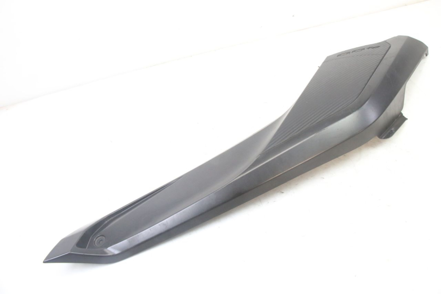 photo de TRITTBRETT VERKLEIDUNG MITTE RECHTS YAMAHA YP X-MAX XMAX 400 (2014 - 2017) - Alternative Perspektive