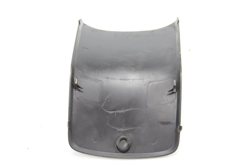 photo de TRITTSTUFENVERBINDUNG HONDA FES PANTHEON 125 (2003 - 2007) - Technische Nahaufnahme