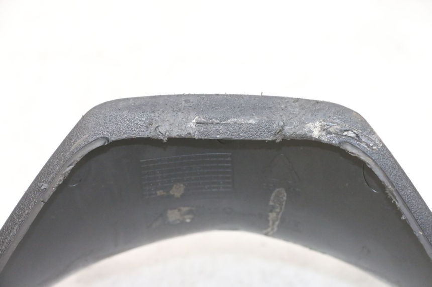 photo de TRITTBRETT VERKLEIDUNG MITTE PIAGGIO FLY 4T 50 (2013 - 2017) - Technische Nahaufnahme