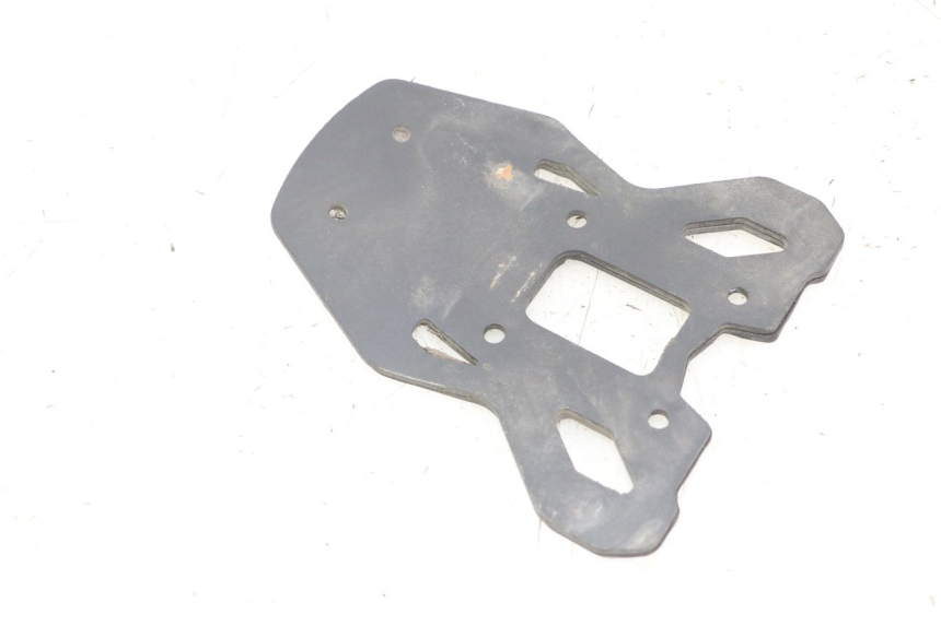 photo de TRITTBRETT VERKLEIDUNG MITTE KUKIRIN G2 MASTER 1 - Detailansicht des Bauteils