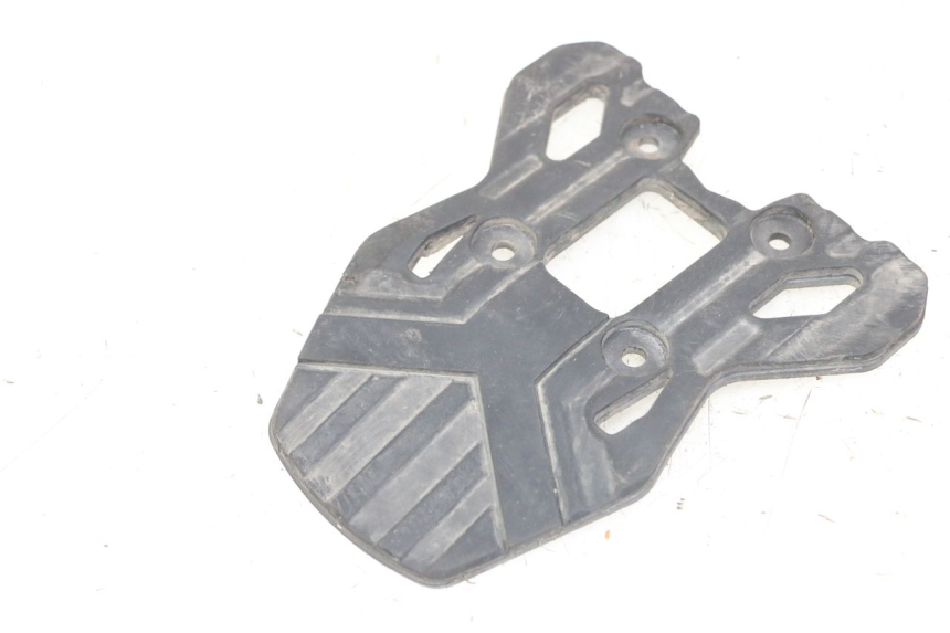 photo de TRITTBRETT VERKLEIDUNG MITTE KUKIRIN G2 MASTER 1 - Zoom auf Gebrauchszustand