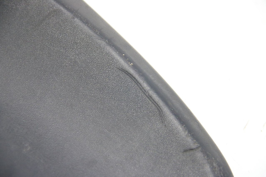 photo de LINKER FUßRASTENVERBINDUNG DERBI BOULEVARD 50 (2009 - 2006) - Detailansicht des Bauteils