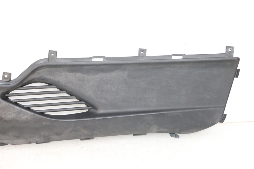 photo de TRITTBRETT VERKLEIDUNG MITTE LINKS KYMCO DINK STREET ABS 125 (2011 - 2018) - Alternative Perspektive