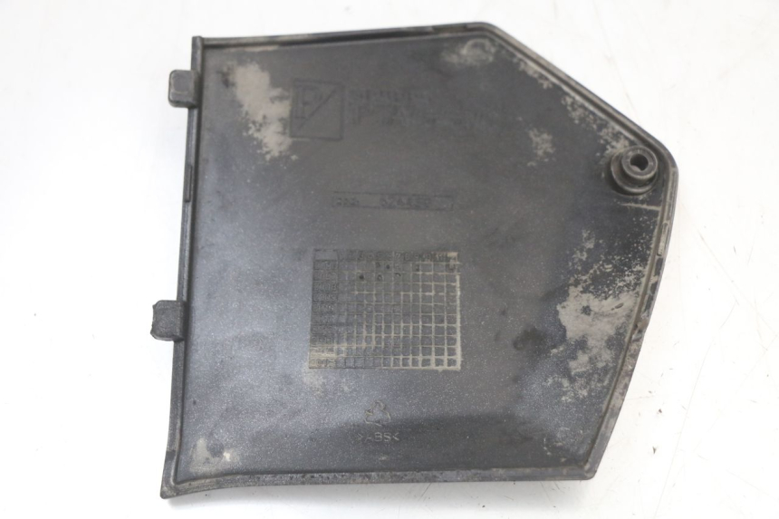 photo de TRITTBRETT VERKLEIDUNG MITTE LINKS PIAGGIO MP3 125 (2006 - 2014) - Zoom auf Gebrauchszustand