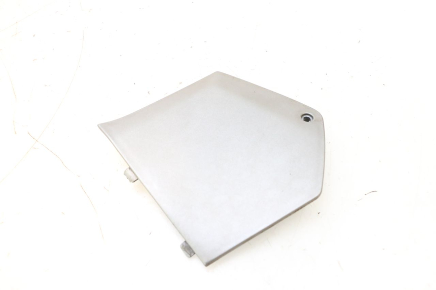 photo de TRITTBRETT VERKLEIDUNG MITTE LINKS PIAGGIO MP3 125 (2006 - 2014) - Detailansicht des Bauteils