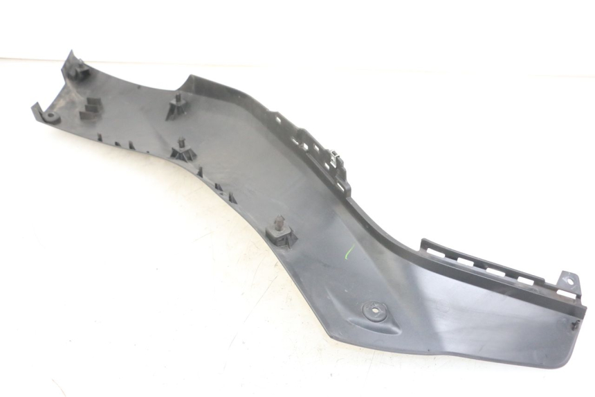 photo de LINKER FUßRASTENVERBINDUNG YAMAHA XMAX X-MAX ABS 125 (2017 - 2020) - Detailansicht des Bauteils