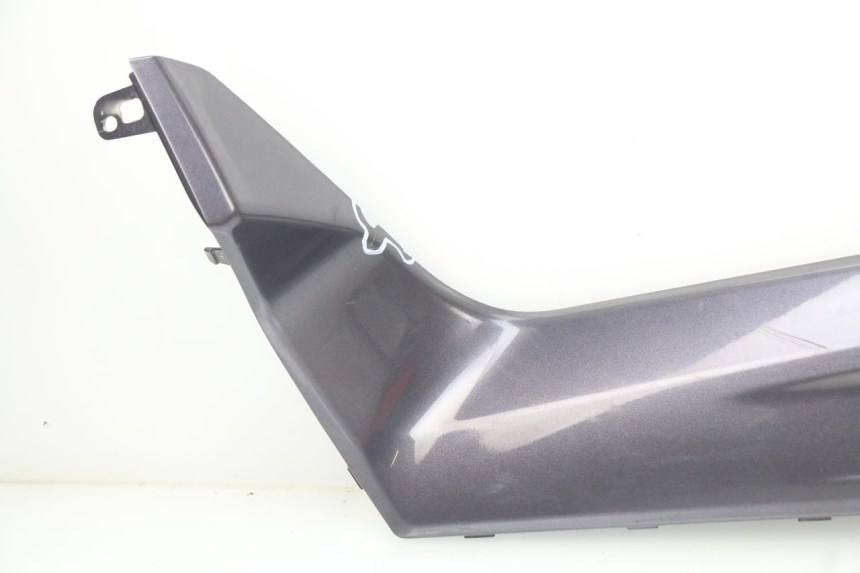 photo de LINKER FUßRASTENVERBINDUNG YAMAHA XMAX X-MAX 125 (2006 - 2009) - Oberflächenzustand und Material