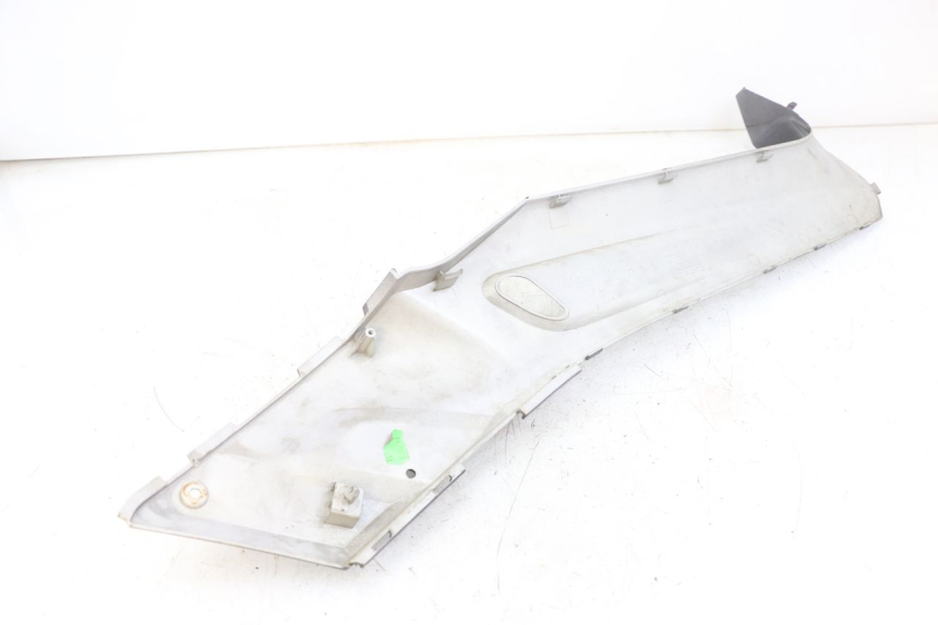 photo de LINKER FUßRASTENVERBINDUNG YAMAHA XMAX X-MAX 125 (2006 - 2009) - Detailansicht des Bauteils