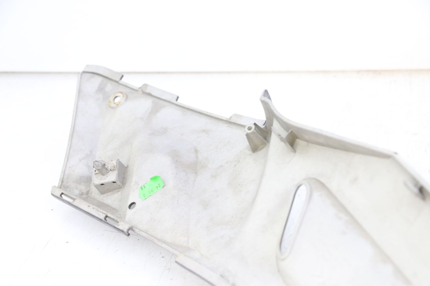 photo de LINKER FUßRASTENVERBINDUNG YAMAHA XMAX X-MAX 125 (2006 - 2009) - Zoom auf Gebrauchszustand