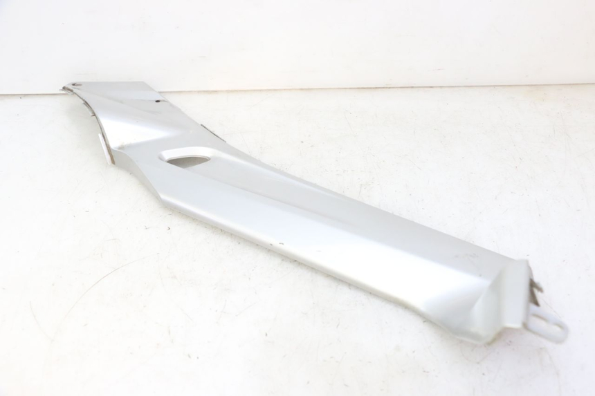photo de TRITTBRETT VERKLEIDUNG MITTE LINKS YAMAHA X-MAX XMAX 250 (2006 - 2009) - Kennzeichnungen und Originalreferenzen
