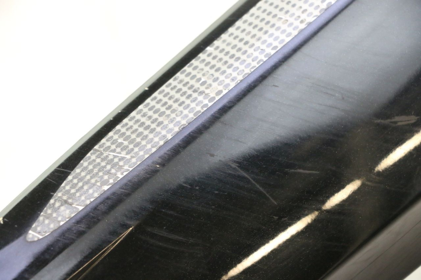 photo de TRITTBRETT VERKLEIDUNG MITTE LINKS YAMAHA X-MAX XMAX 125 (2010 - 2013) - Oberflächenzustand und Material