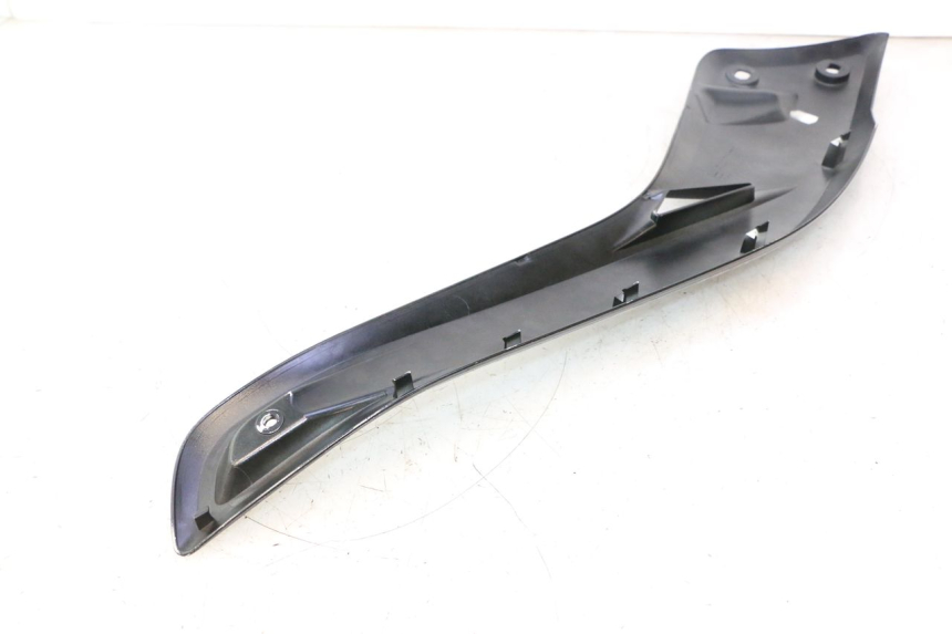 photo de TRITTBRETT VERKLEIDUNG MITTE LINKS YAMAHA X-MAX XMAX 125 (2010 - 2013) - Geprüftes Gebrauchtteil