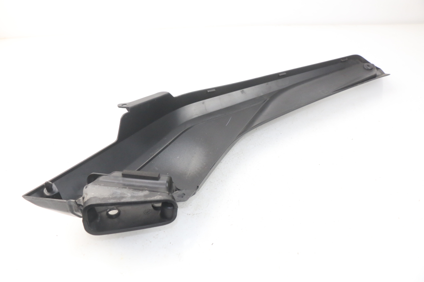 photo de TRITTBRETT VERKLEIDUNG MITTE LINKS YAMAHA YP X-MAX XMAX 400 (2014 - 2017) - Kennzeichnungen und Originalreferenzen