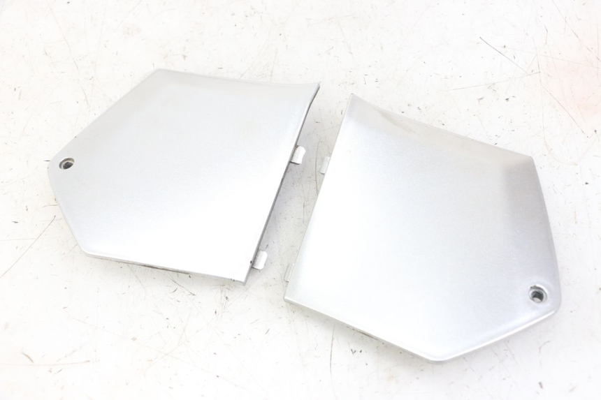 photo de TRITTBRETT VERKLEIDUNG MITTE PIAGGIO MP3 LT 300 (2010 - 2016) - Hauptansicht