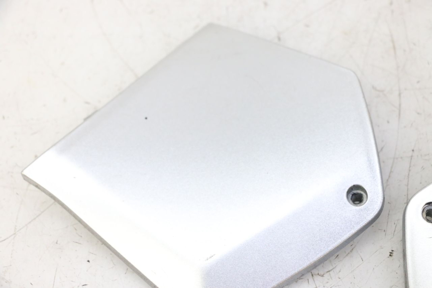 photo de TRITTBRETT VERKLEIDUNG MITTE PIAGGIO MP3 LT 300 (2010 - 2016) - Alternative Perspektive