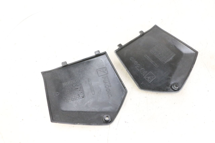 photo de FUSSRAUMVERBINDUNG PIAGGIO MP3 RL 250 (2006 - 2010) - Alternative Perspektive