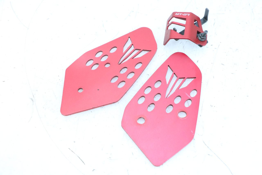 photo de TRITTBRETT VERKLEIDUNG MITTE YAMAHA MT-07 MT07 ABS 700 (2018 - 2020) - Hauptansicht