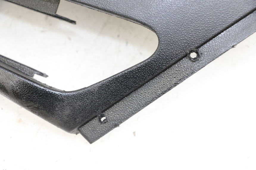 photo de TRITTBRETT VERKLEIDUNG MITTE PIAGGIO NEW TYPHOON 50 (2018 - 2021) - Alternative Perspektive