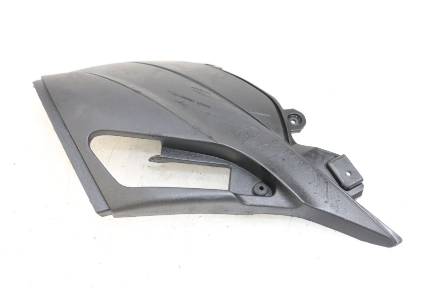 photo de TRITTBRETT VERKLEIDUNG MITTE PIAGGIO NEW TYPHOON 50 (2018 - 2021) - Geprüftes Gebrauchtteil