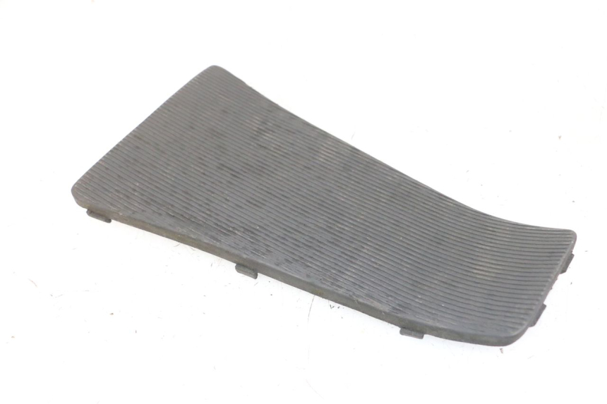 photo de TRITTBRETT VERKLEIDUNG MITTE PIAGGIO VESPA LX 150 (2005 - 2013) - Hauptansicht