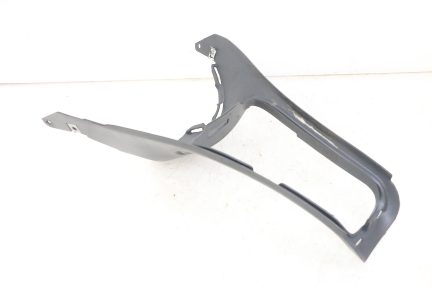 photo de TRITTBRETT VERKLEIDUNG MITTE APRILIA RALLY AC 50 (1995 - 2004) - Detailansicht des Bauteils