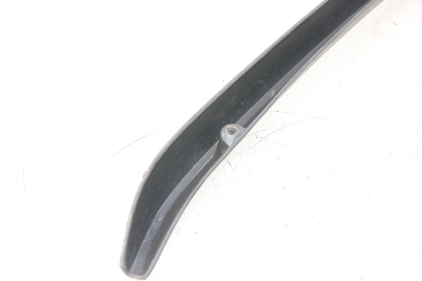 photo de TRITTBRETT VERKLEIDUNG MITTE HONDA ST PAN EUROPEAN 1100 (1990 - 2002) - Ergänzendes Produktfoto
