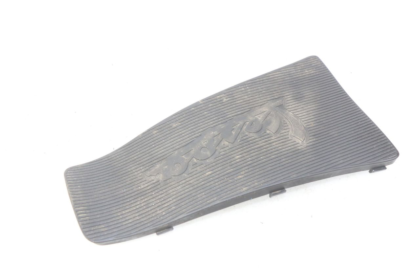 photo de TRITTSTUFENVERBINDUNG PIAGGIO VESPA S 2T 50 (2007 - 2014) - Zoom auf Gebrauchszustand