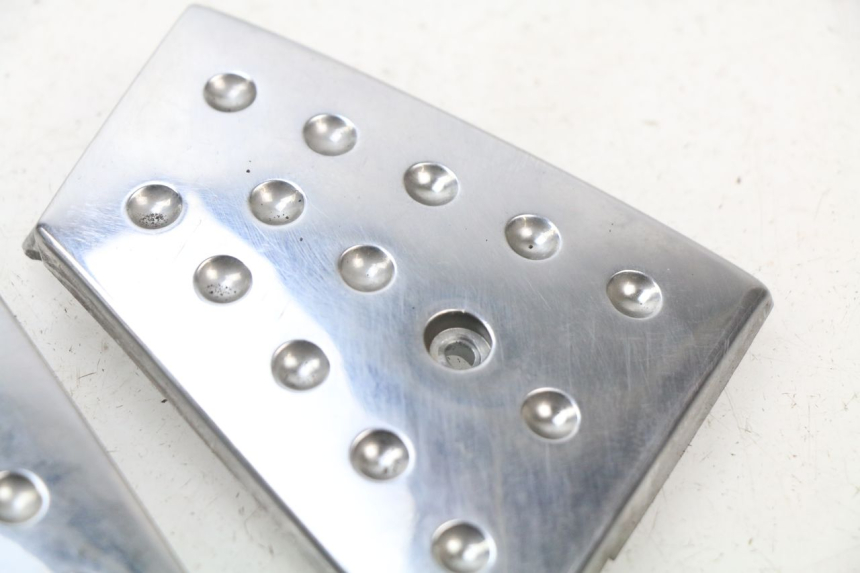 photo de FUSSRAUMVERBINDUNG PIAGGIO X8 125 (2004 - 2007) - Alternative Perspektive