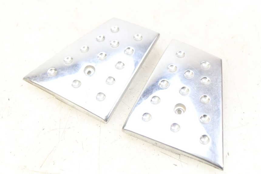 photo de FUSSRAUMVERBINDUNG PIAGGIO X8 125 (2004 - 2007) - Hauptansicht