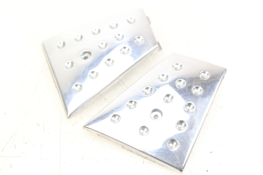 photo de TRITTSTUFENVERBINDUNG PIAGGIO XEVO - X EVO 125 (2007 - 2017) - Hauptansicht