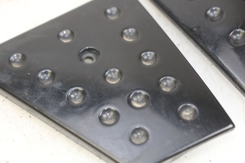 photo de TRITTSTUFENVERBINDUNG PIAGGIO XEVO - X EVO 125 (2007 - 2017) - Alternative Perspektive